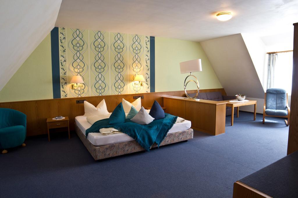 Hotel Berg Dannenfels Szoba fotó
